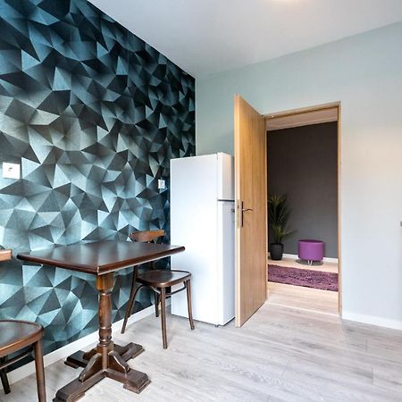 Felicity Apartment By The Park Bucharest Exterior photo